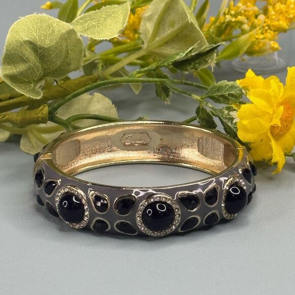 Nordstrom Sequins Gray and Black Vintage-Inspired Hinged Bangle Bracelet NWOT - Picture 4 of 8